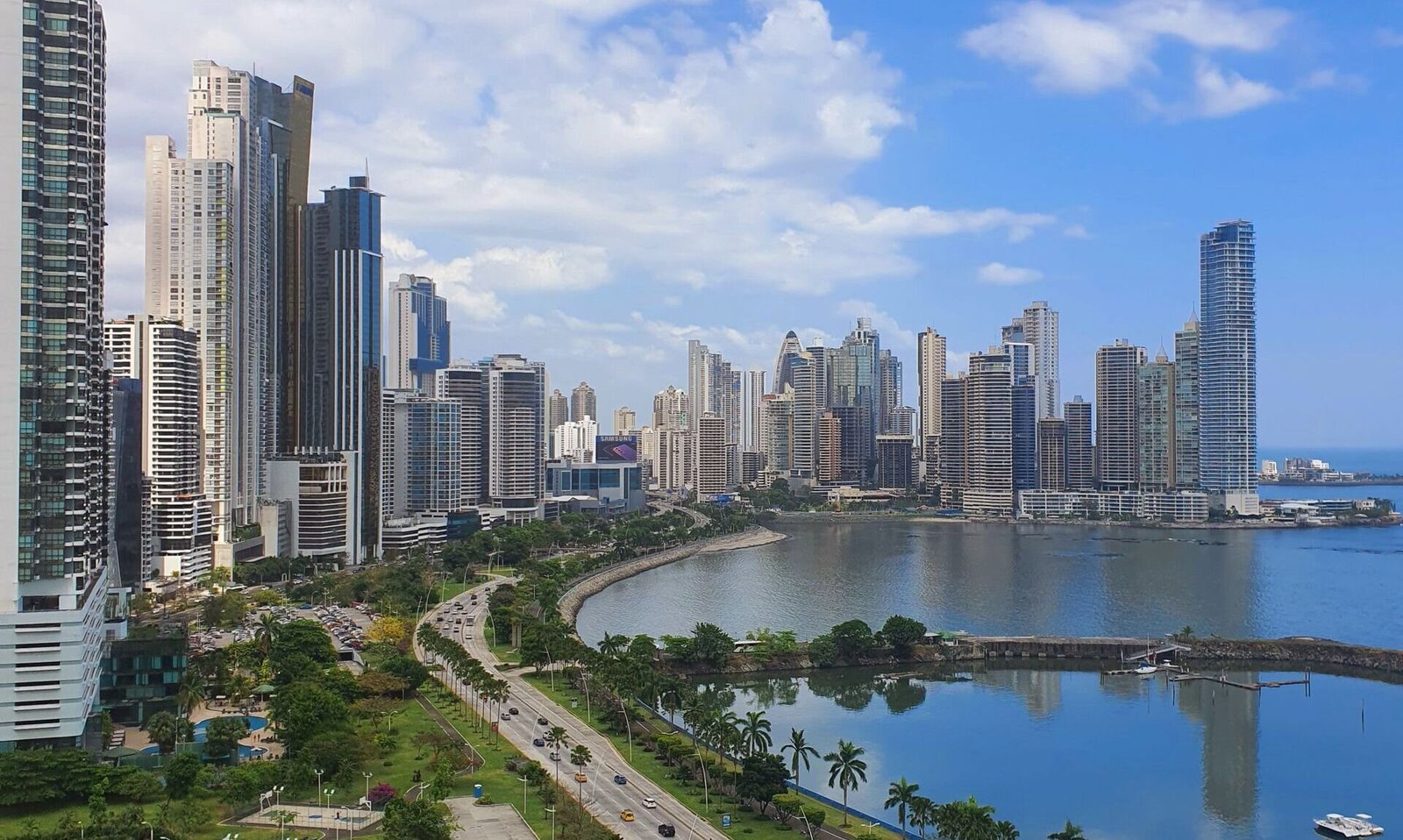 Your Gateway to
Panama Living